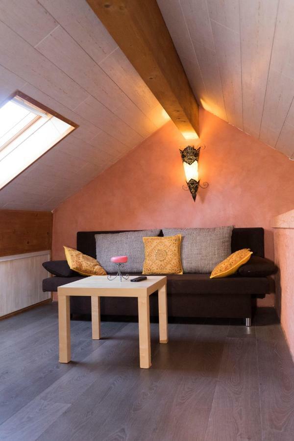 Gite De Corbion Une Envie D'Ailleurs 6Personnes Et Le Pt Bonheur 2 Personnes Leignon Exterior photo