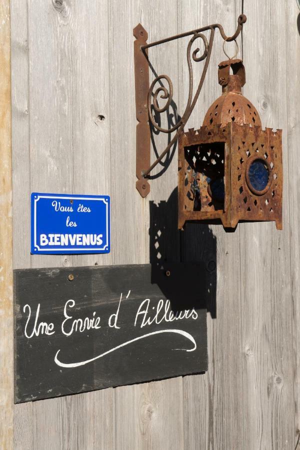 Gite De Corbion Une Envie D'Ailleurs 6Personnes Et Le Pt Bonheur 2 Personnes Leignon Exterior photo